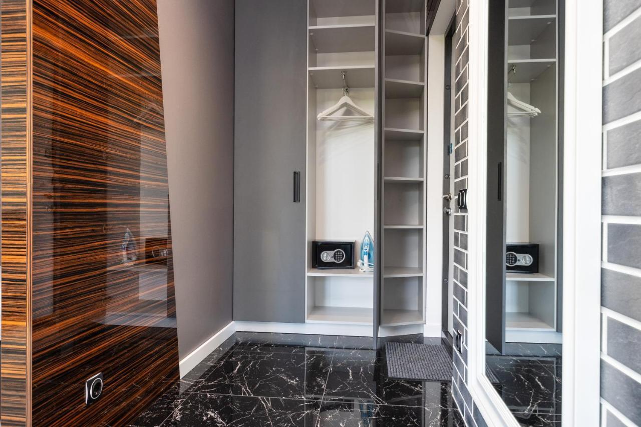 Luxury Apartments Arena Guliver Kiev Luaran gambar